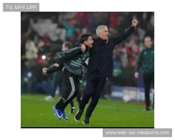 穆里尼奥接受专访，谈本菲卡欧冠征程与对阵皇马感受。